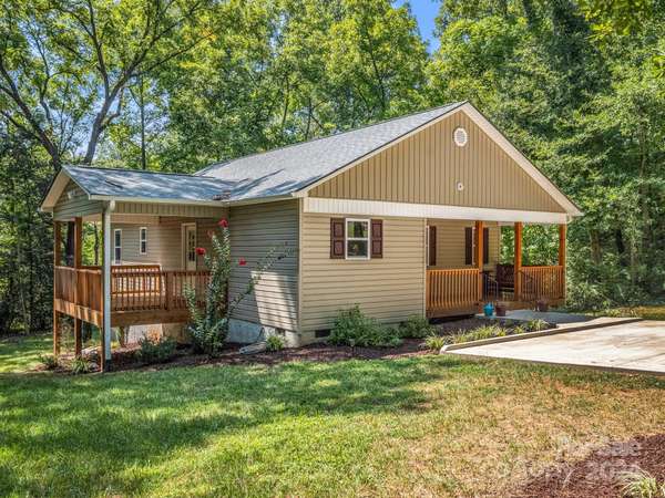 125 Woodland CIR, Rutherfordton, NC 28139