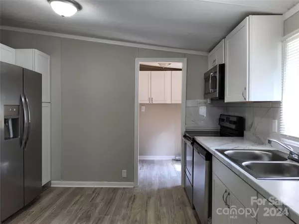 Lexington, NC 27295,349 Brushy DR