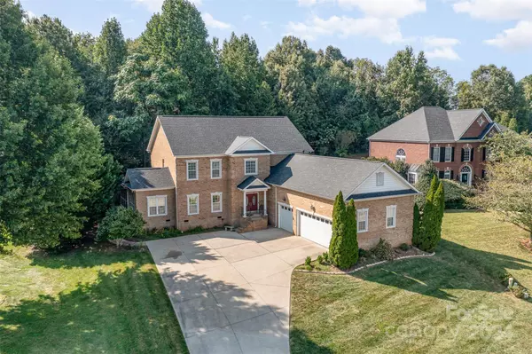 Fort Mill, SC 29708,305 Chancelot LN