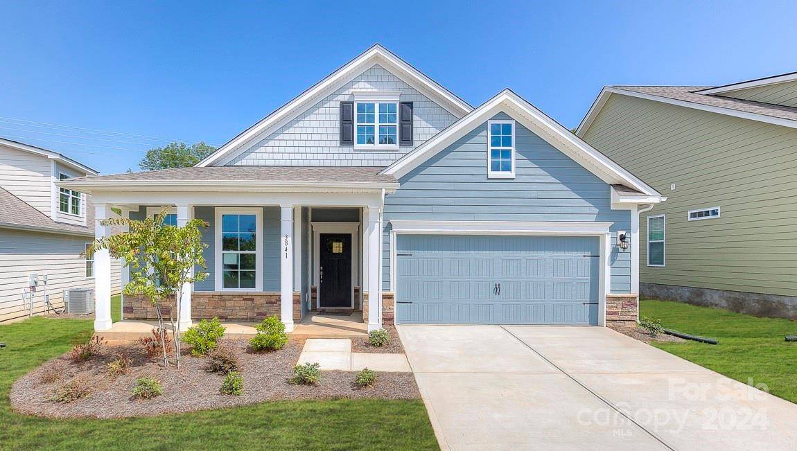 Hendersonville, NC 28792,134 Silverthorne CT