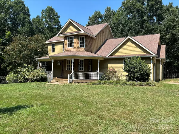 207 Wagon LN, Rutherfordton, NC 28139