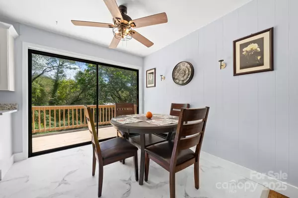 Asheville, NC 28806,482 Gorman Bridge RD