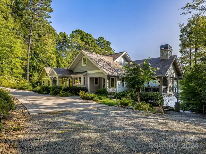 598 North East Shore DR, Lake Toxaway, NC 28747