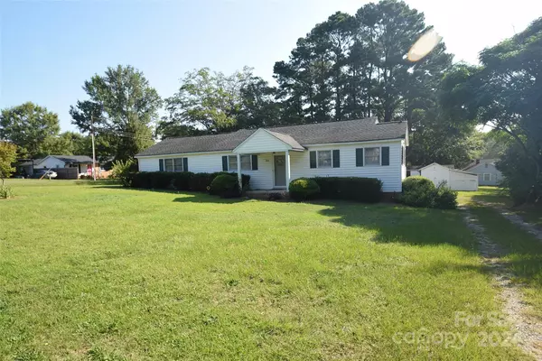 Pageland, SC 29728,301 S Sycamore CT