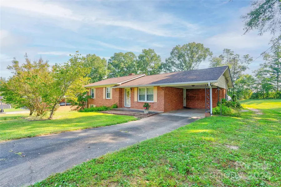 113 Debby DR, Shelby, NC 28152