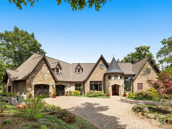 85 Smokey Ridge TRL, Arden, NC 28704