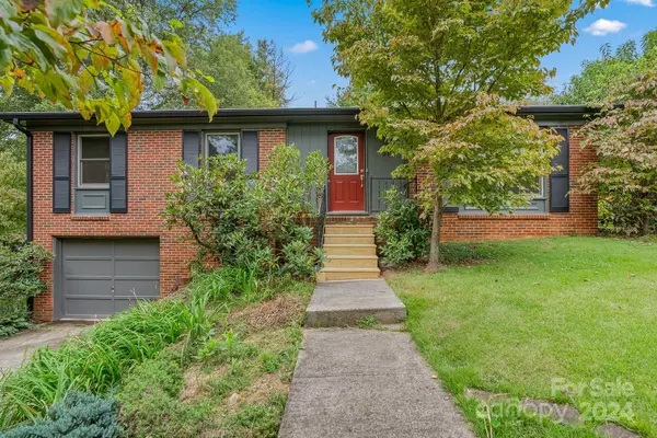 Asheville, NC 28806,310 Foxcroft DR
