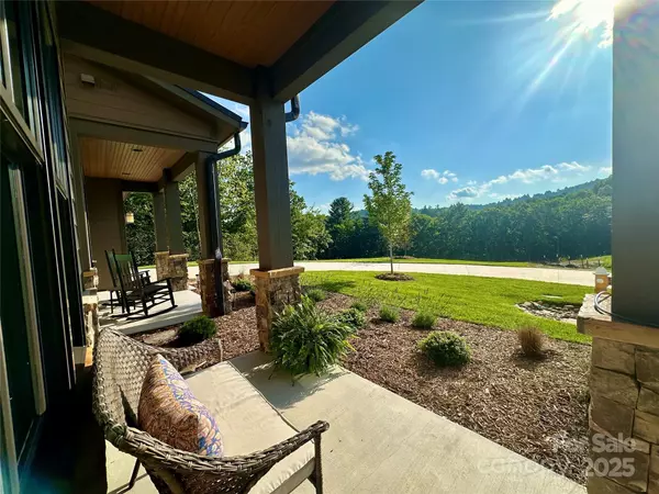 105 Chimney Chase TRL #8, Hendersonville, NC 28739