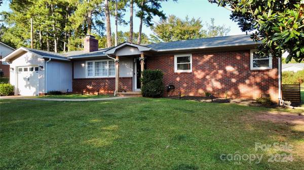 Rutherfordton, NC 28139,232 Crestview ST