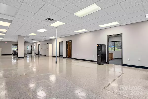 Arden, NC 28704,2 Trident DR #Unit 100 to 400