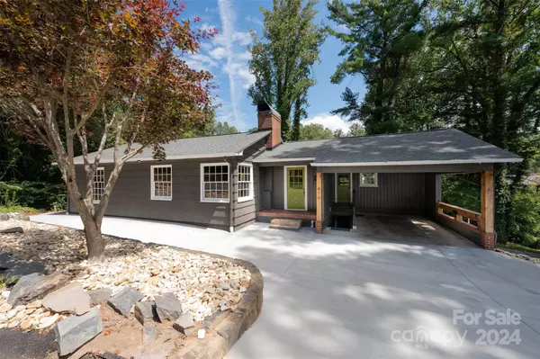 Lenoir, NC 28645,419 Maple DR NW