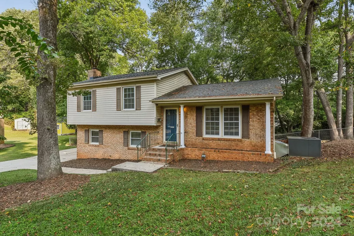 Charlotte, NC 28212,4800 Beechknoll CT