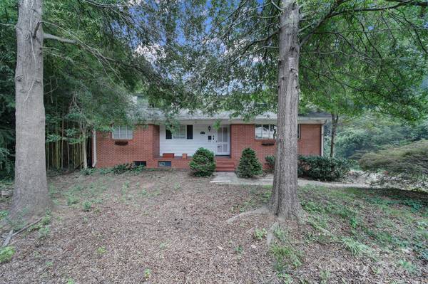 3119 Fairfax DR, Charlotte, NC 28209