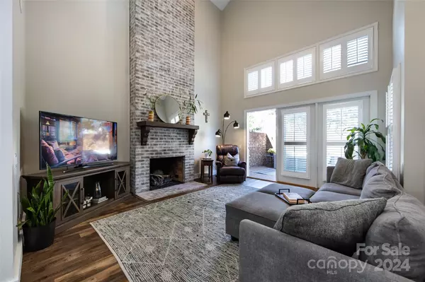 7281 Meeting ST, Charlotte, NC 28210