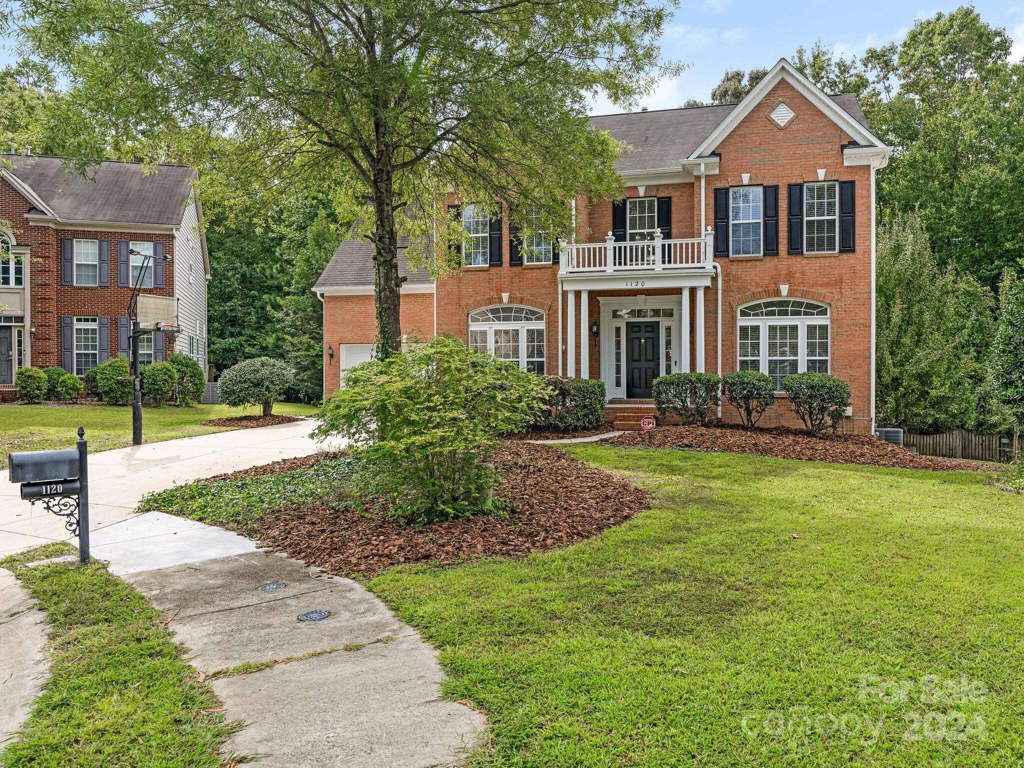1120 Red Porch LN, Matthews, NC 28105