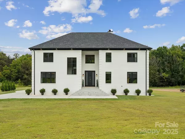 2109 Goose Creek Farm LN,  Indian Trail,  NC 28079