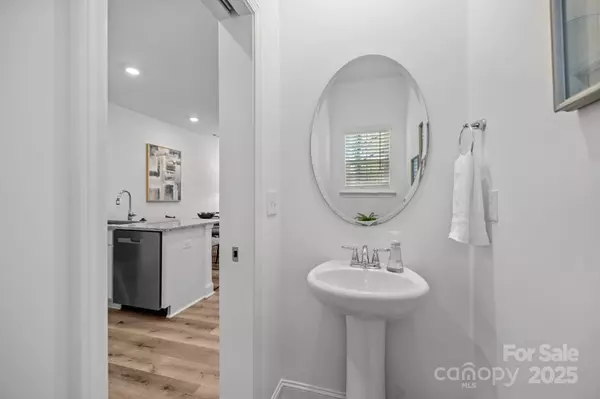 Matthews, NC 28105,3108 Butler Hill DR