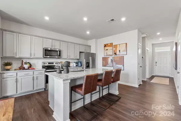 Lincolnton, NC 28092,2239 Carpenter Farms DR
