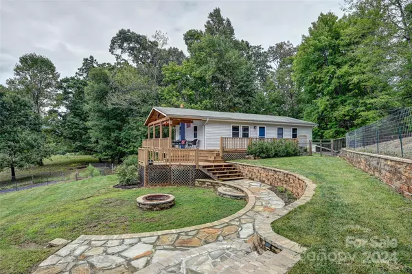 71 Mountain Brook DR,  Candler,  NC 28715