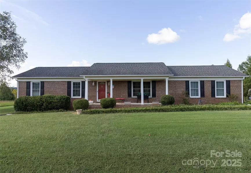 535 Holly Ridge RD, Grover, NC 28073