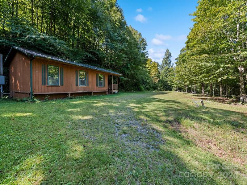 4 & 20 Plott Balsam RD, Maggie Valley, NC 28751