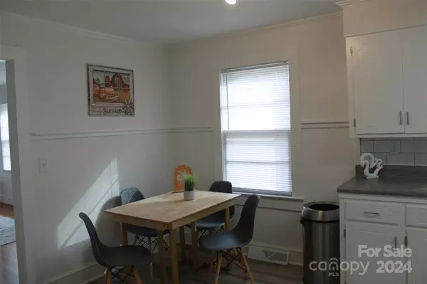 Forest City, NC 28043,608 US 221A HWY