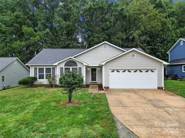 8712 Hornwood CT,  Charlotte,  NC 28215