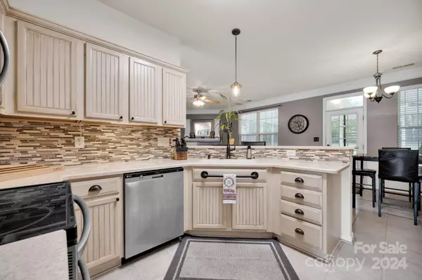 Troutman, NC 28166,157 Jacobs Woods CIR