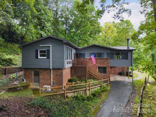 395 Old Fiddle RD, Waynesville, NC 28786