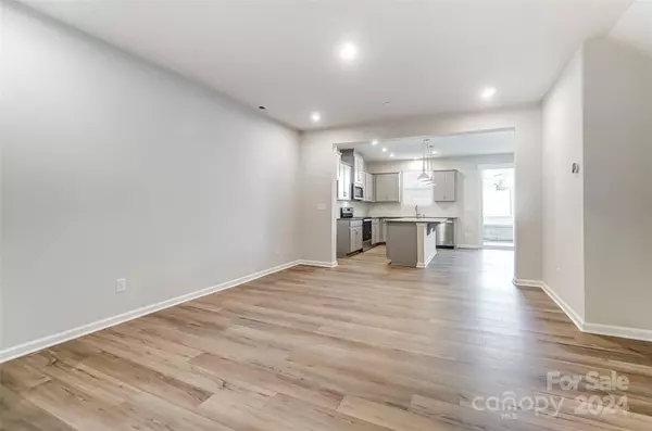 Kannapolis, NC 28025,2225 Hedgecliff RD #3