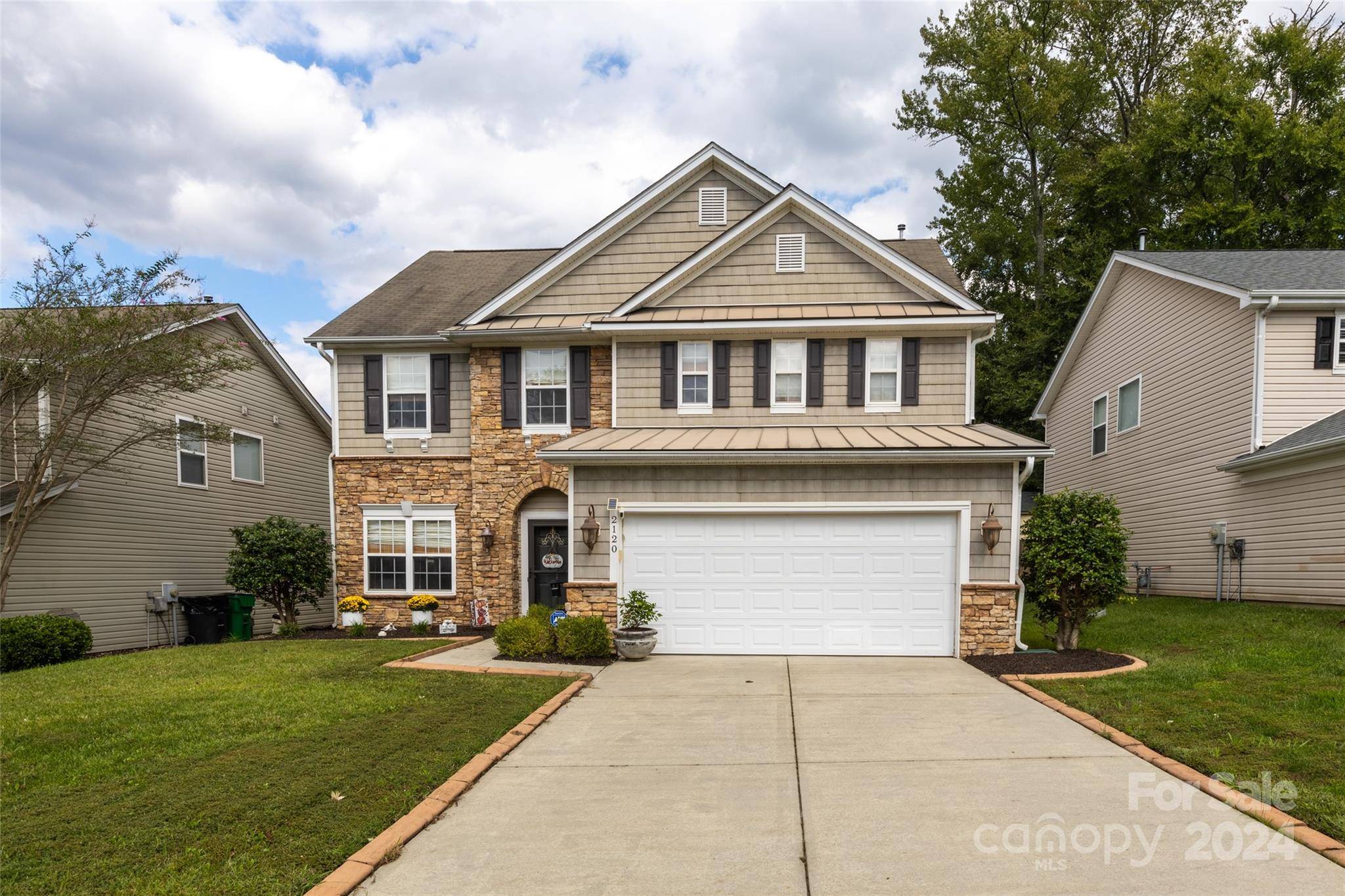 2120 Maple Tree CT, Charlotte, NC 28214