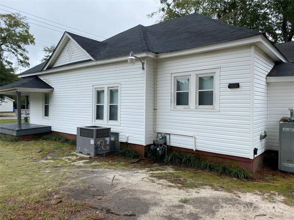 Pageland, SC 29728,117 N Hickory ST