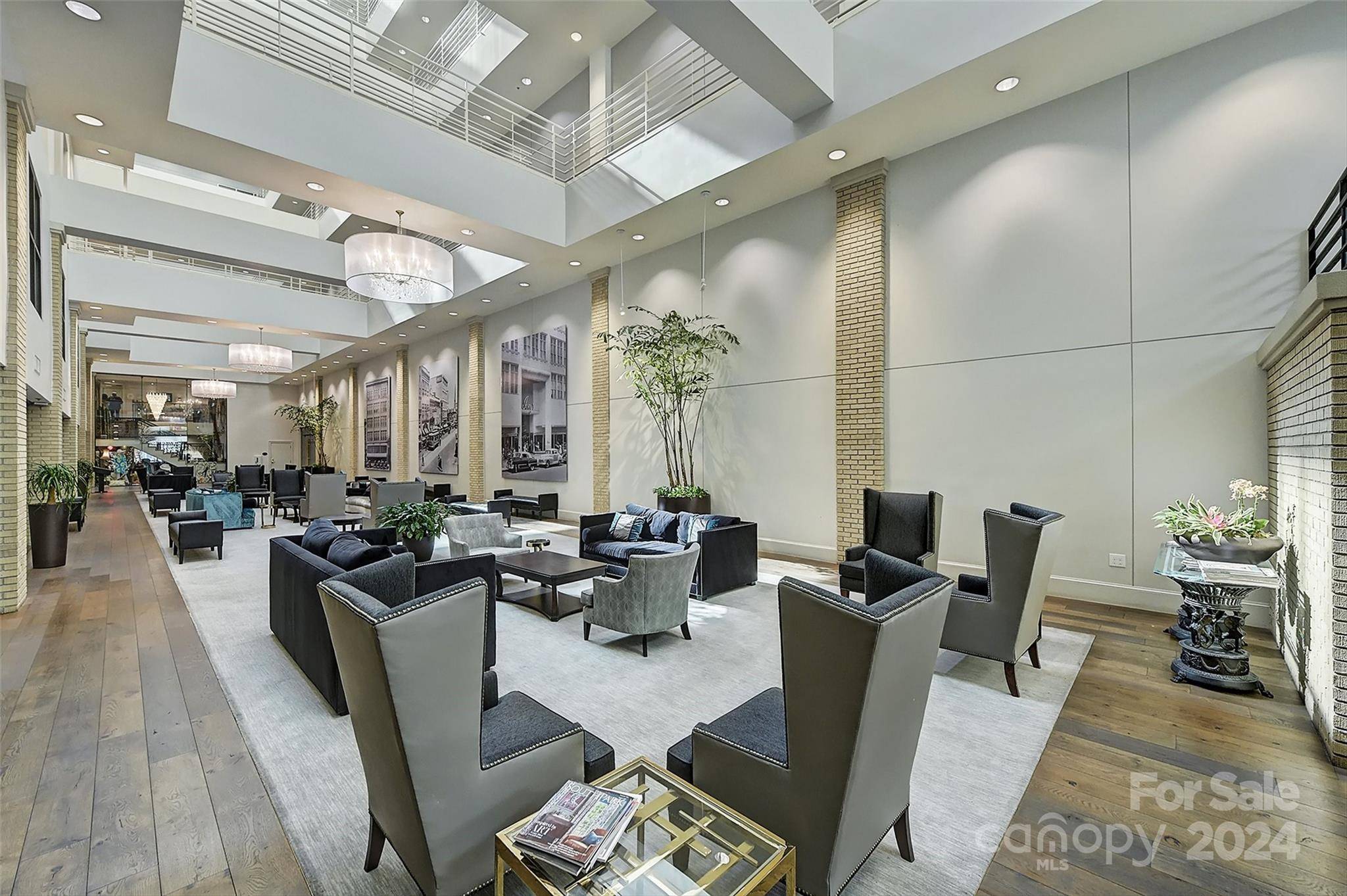 Charlotte, NC 28202,127 N Tryon ST #308