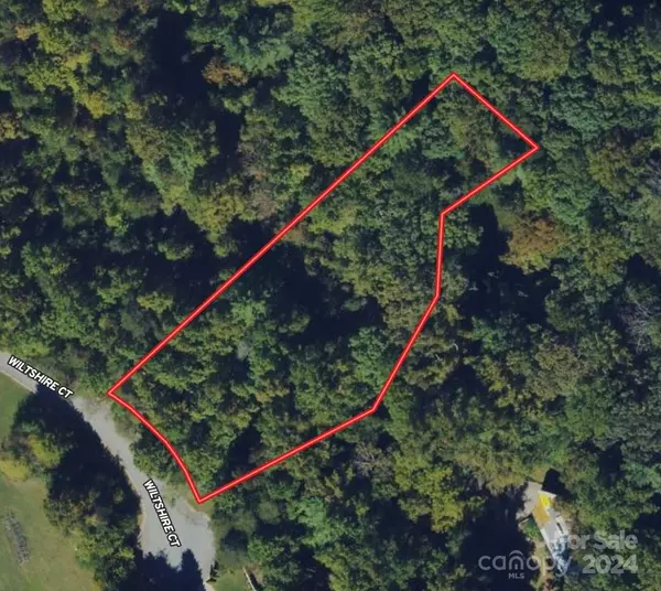 1205 Wiltshire CT, Lenoir, NC 28645