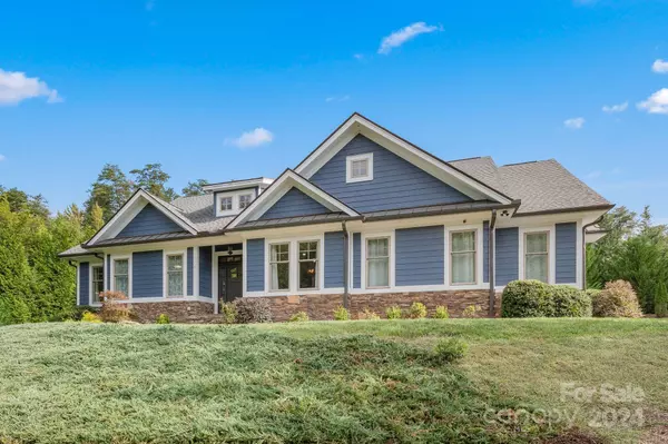 Tryon, NC 28782,27 Meadowood CT