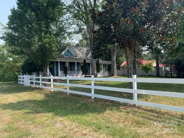 Weaverville, NC 28787,637 Jupiter RD