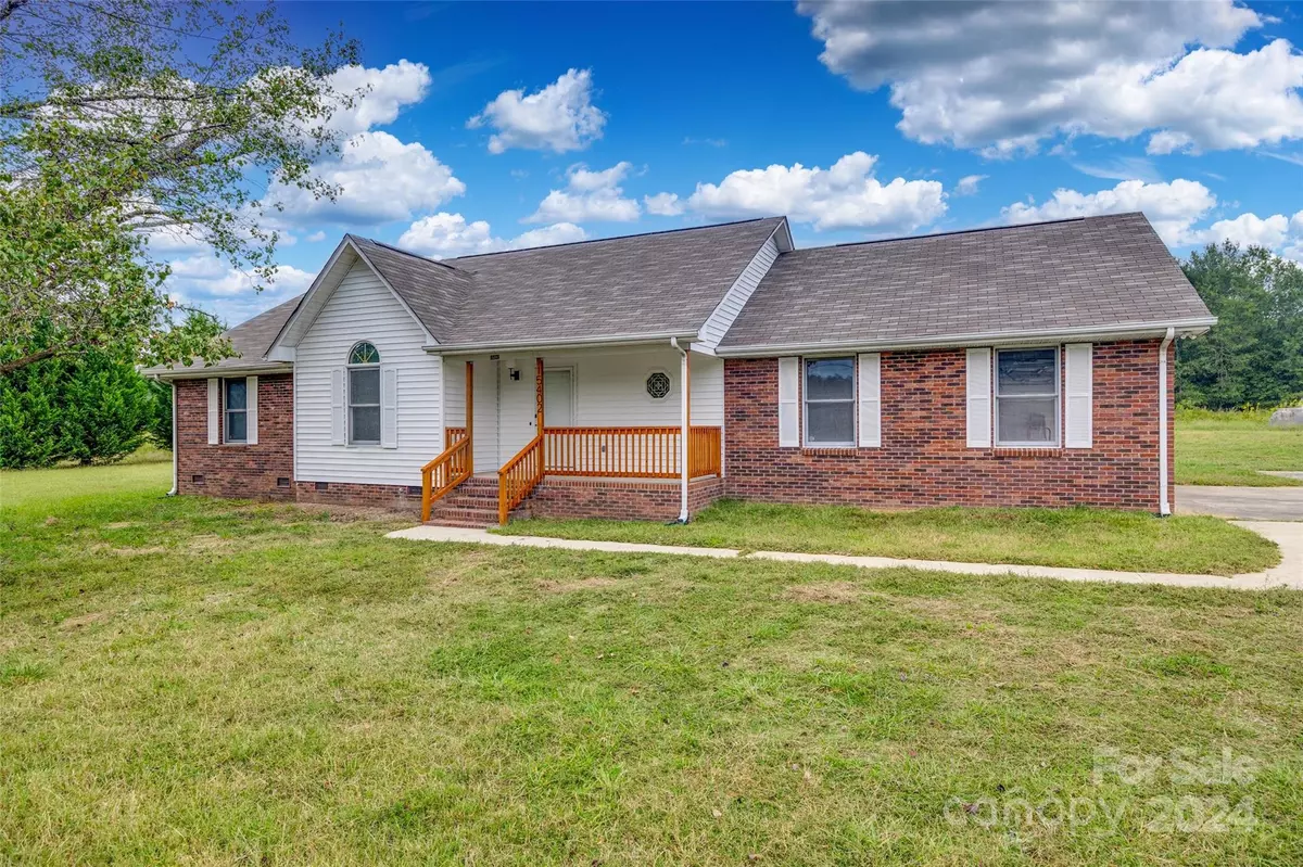 Stanley, NC 28164,15402 Lucia Riverbend HWY