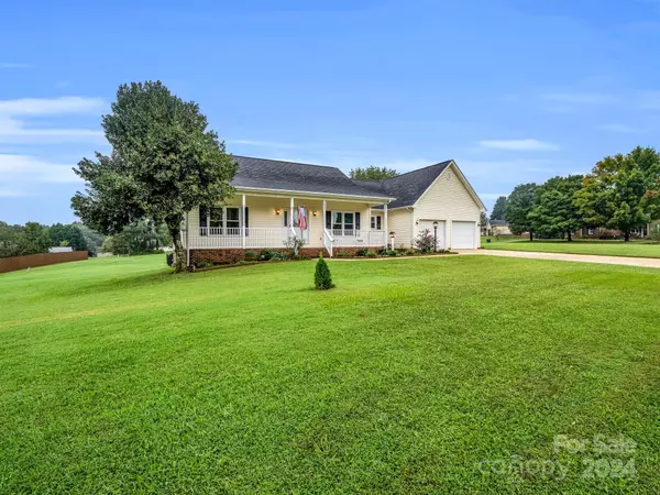 Shelby, NC 28152,100 Tall Pine DR