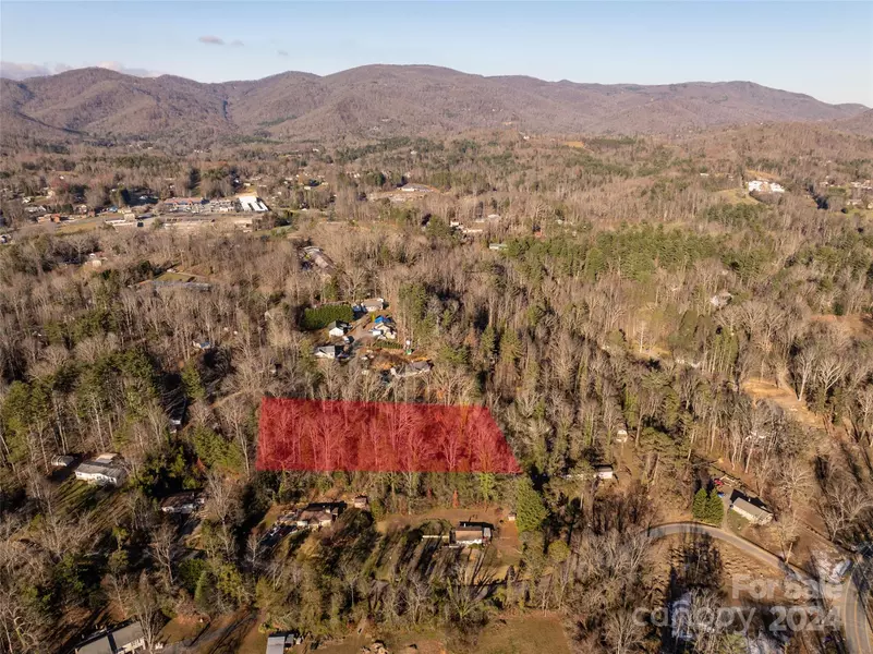 10 McGee Hill RD, Fairview, NC 28730