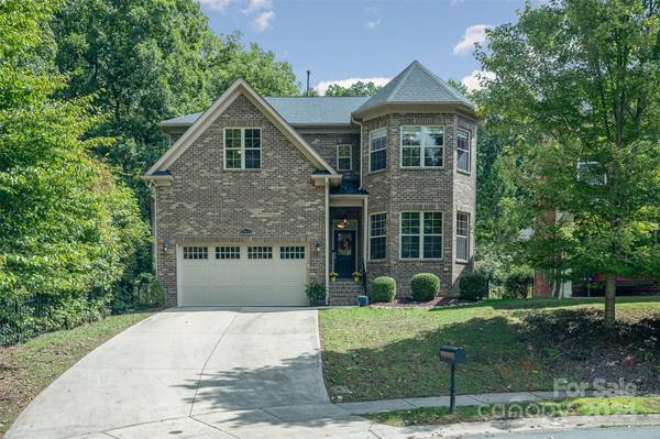 7954 Rolling Creek CT, Charlotte, NC 28270