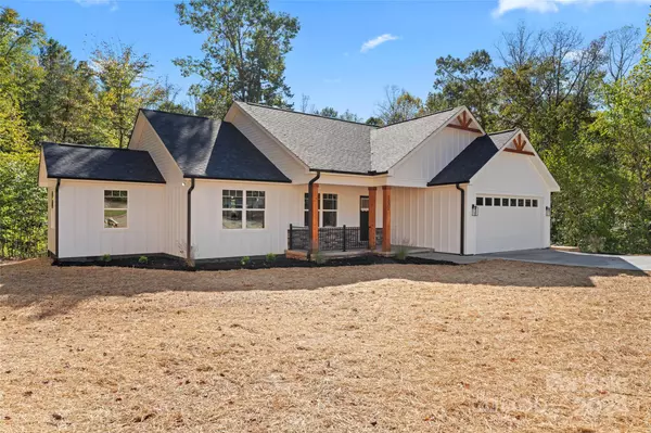 Lenoir, NC 28645,1222 Summerhill ST SW