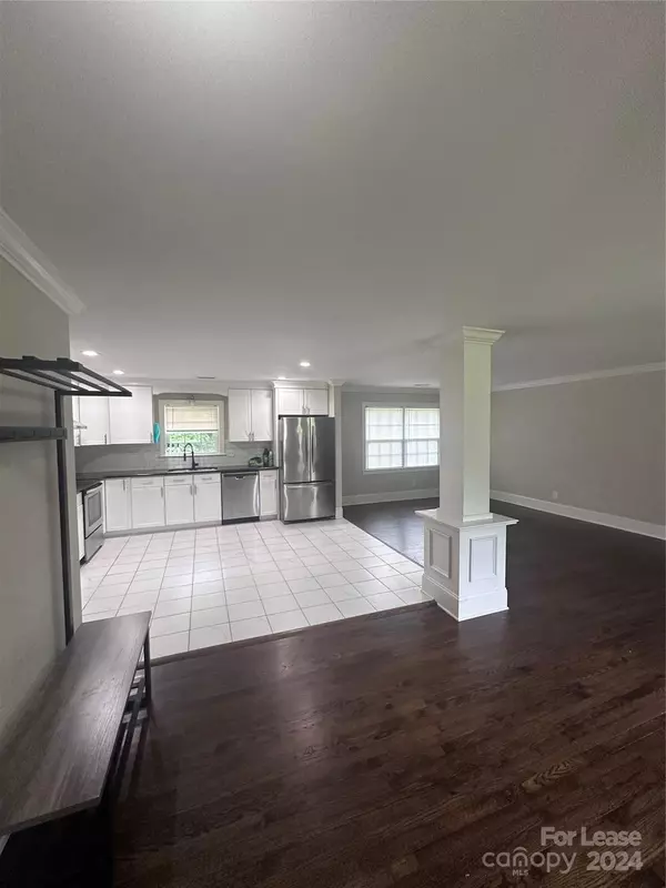 Charlotte, NC 28214,130 Shadow LN