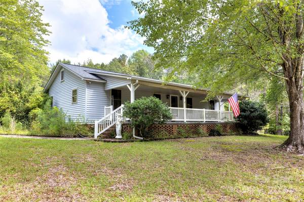 2212 Waterfront RD, Liberty Hill, SC 29074