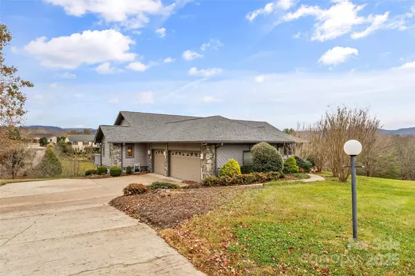 Weaverville, NC 28787,24 Loridon DR