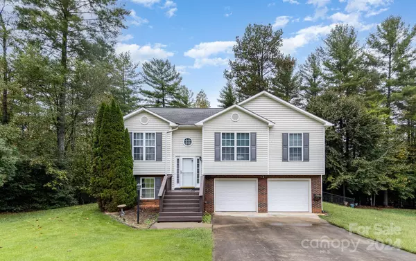 162 Rapids RUN, Morganton, NC 28655