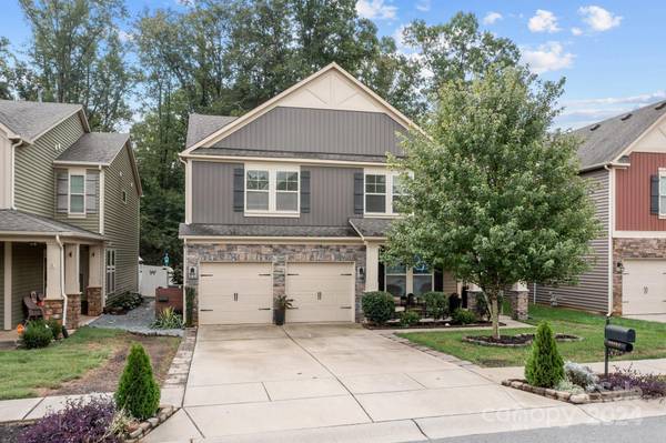 10104 Michael Crossing DR, Charlotte, NC 28213