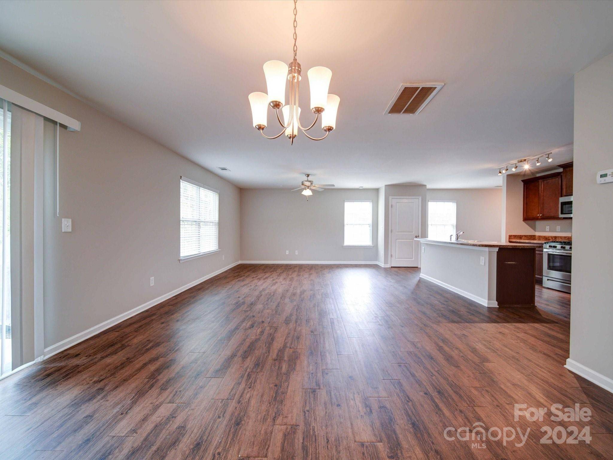 Charlotte, NC 28214,9445 Kendall DR