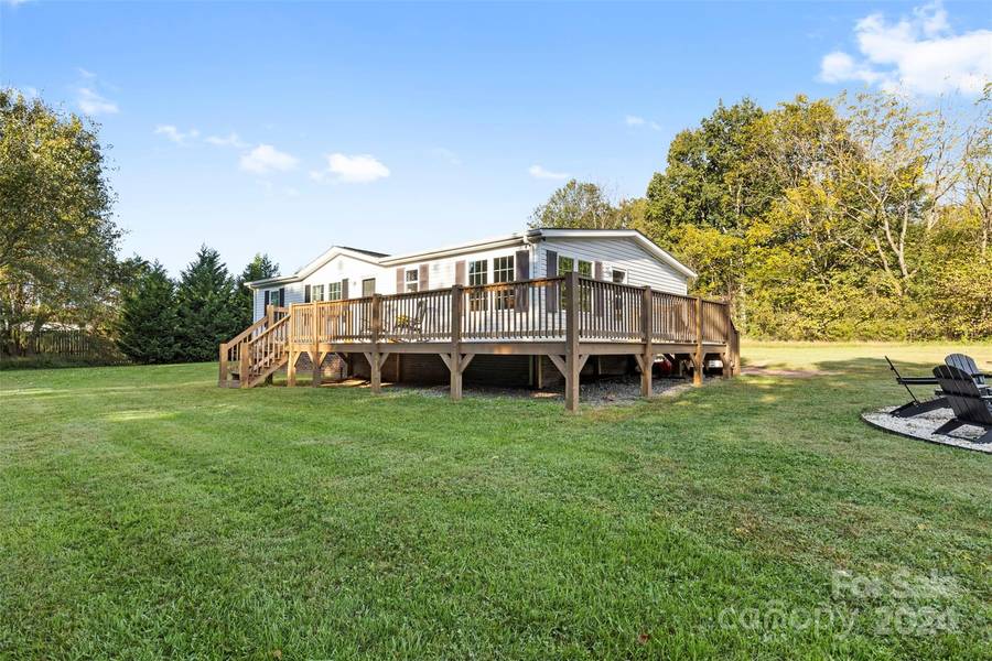 131 Sallie DR, Statesville, NC 28625