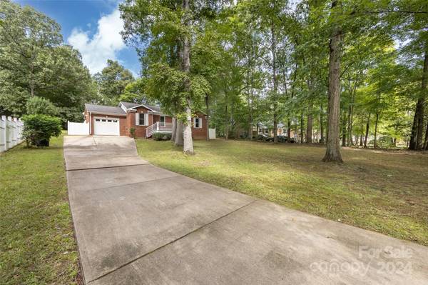 Monroe, NC 28110,513 Windy DR