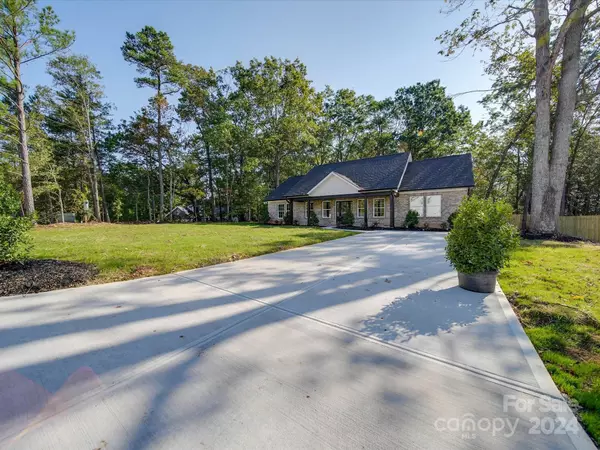 Peachland, NC 28133,40 Ridgecrest AVE